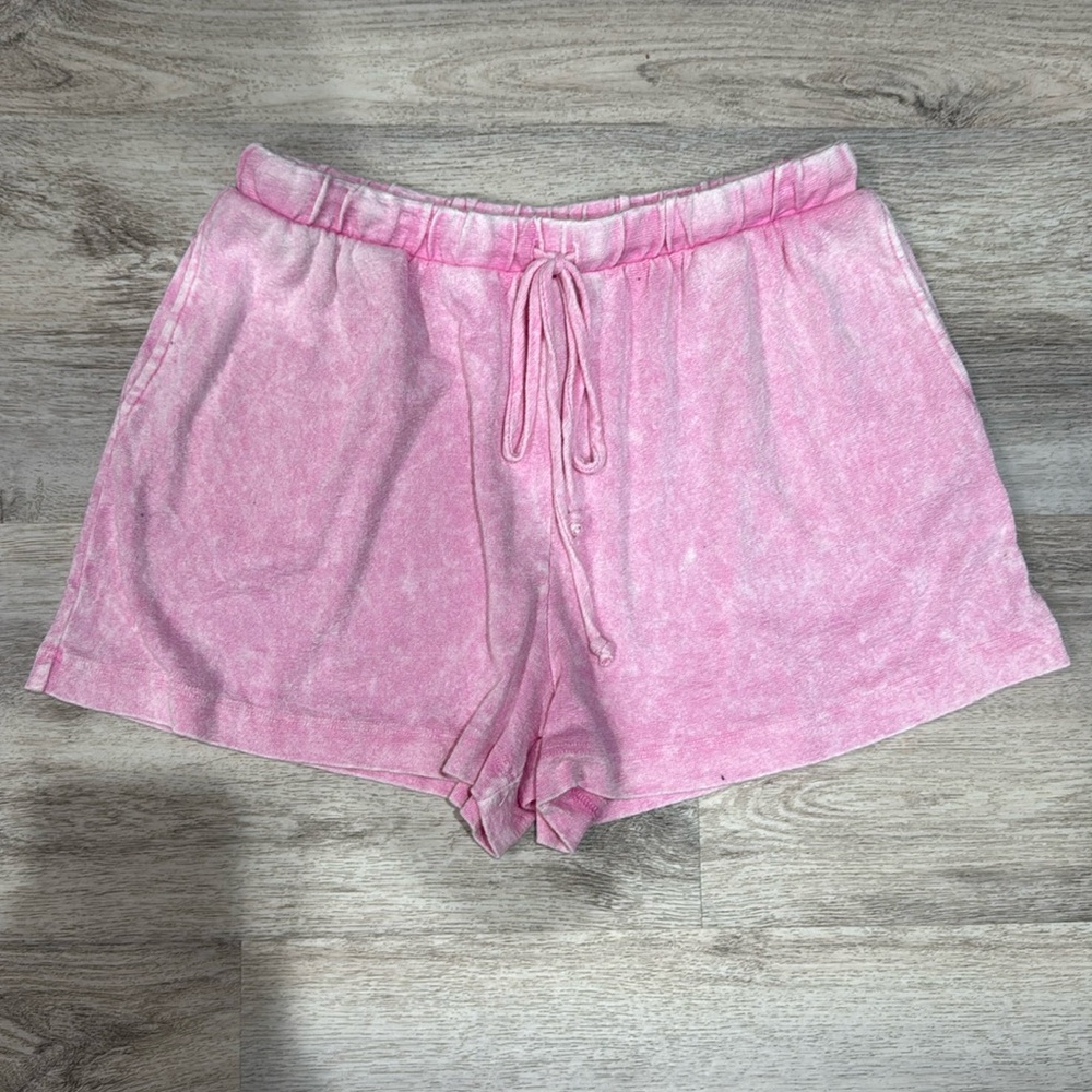 NWT HASHTAG SHORTS